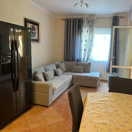 In Golem Naehe Durres *
